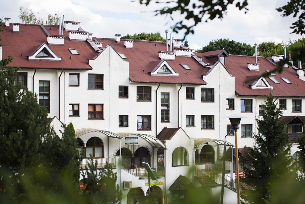 Apartamenty Naleczowskie エクステリア 写真